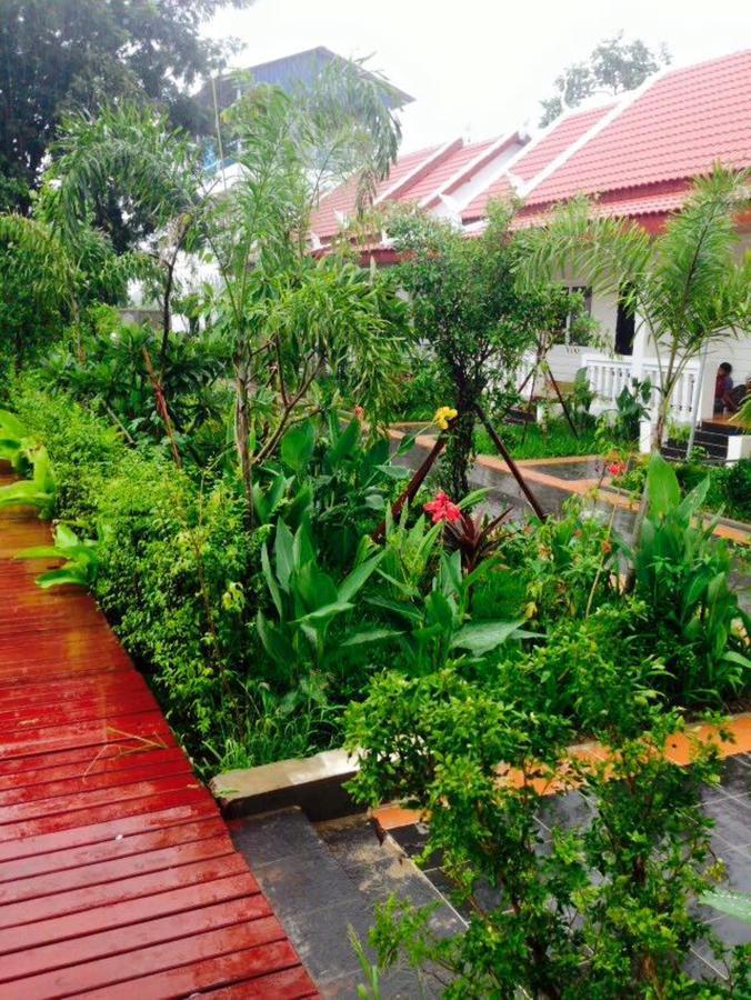 Preah Vihear Jaya Hotel Sra Aem Extérieur photo